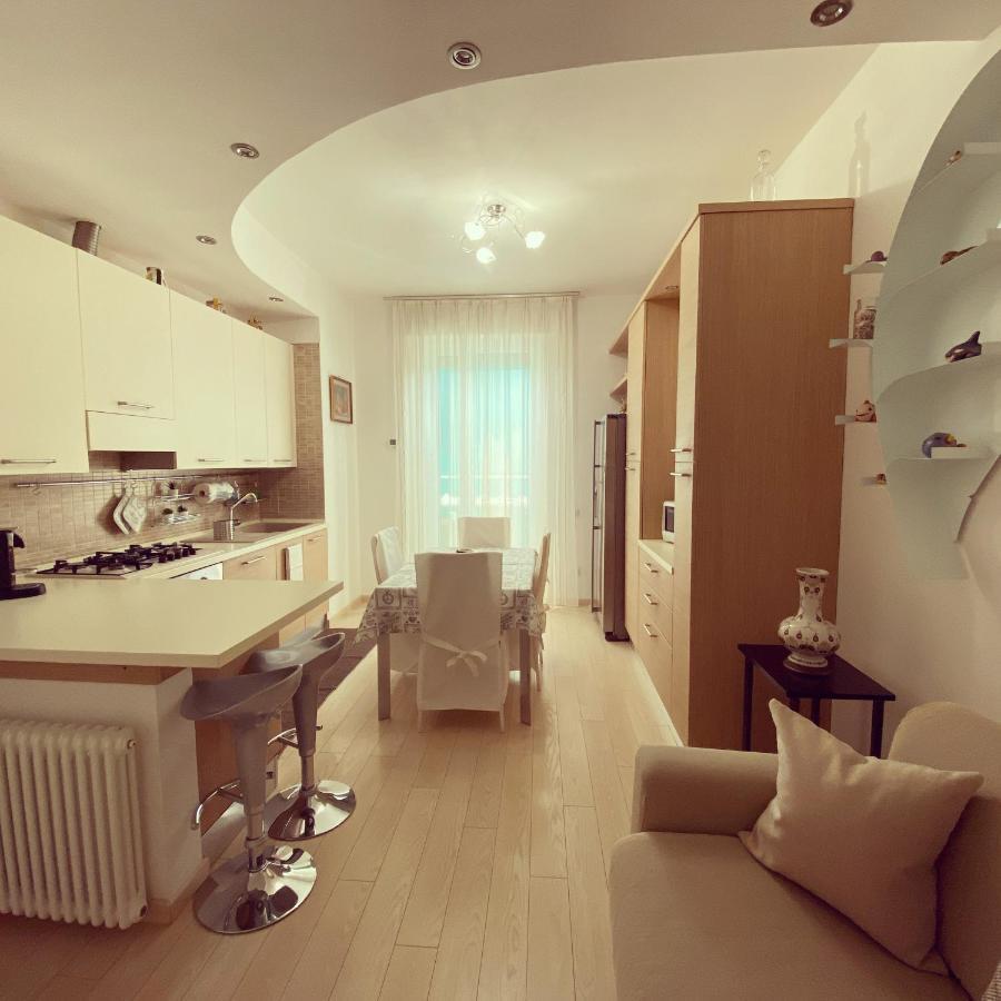 La Casa Di Mila Apartment La Spezia Bagian luar foto